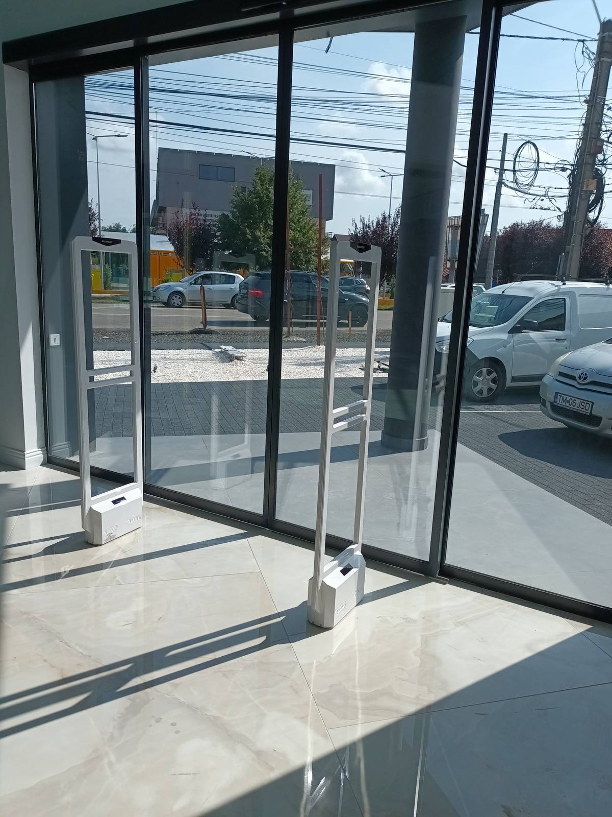 porti antifurt cu etichete antifurt