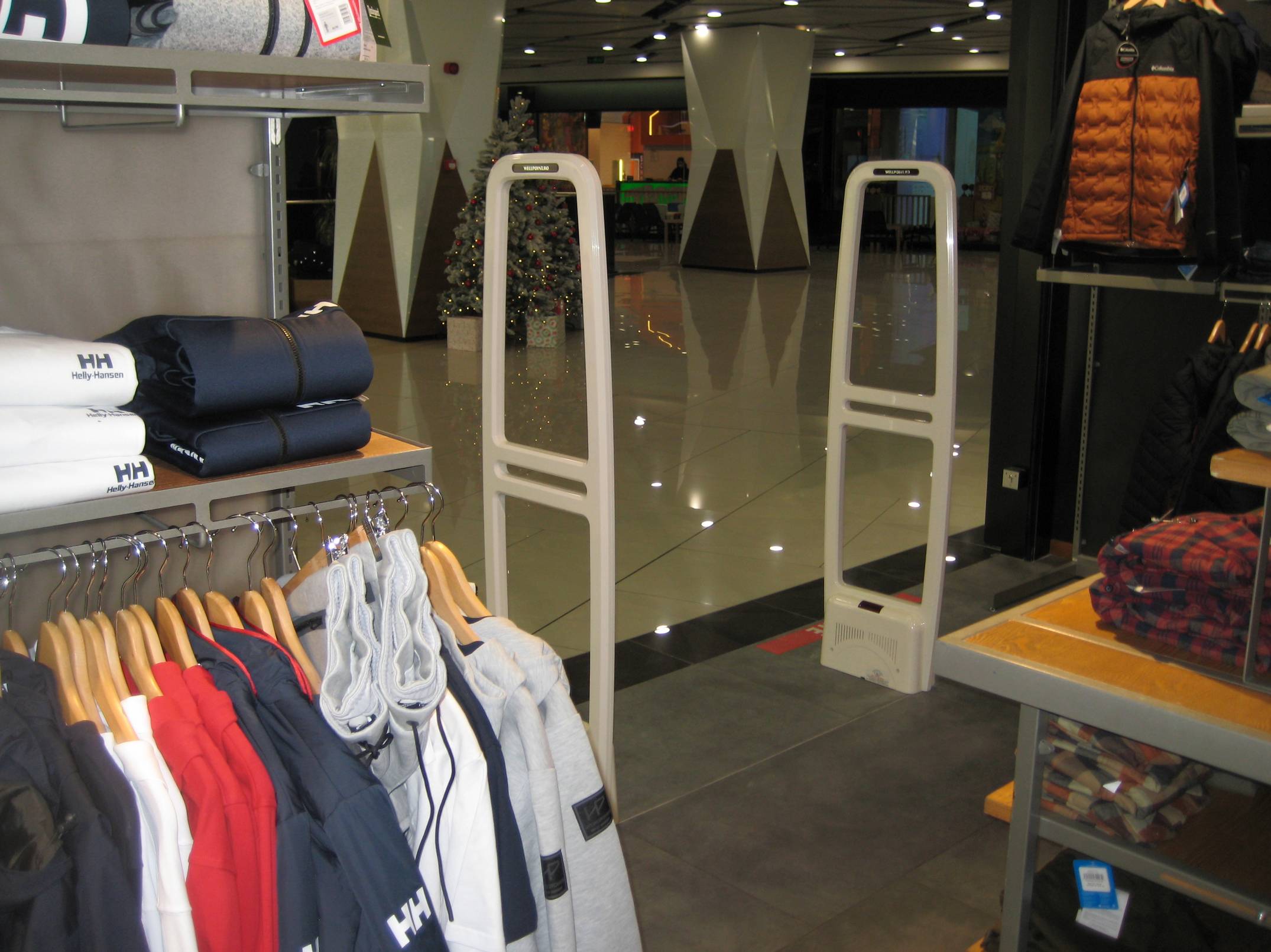 porti antifurt cu etichete antifurt